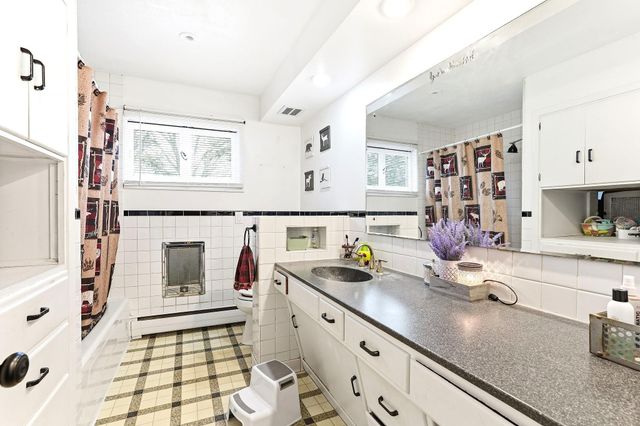 303 3rd Avenue SW, Medford, MN 55049