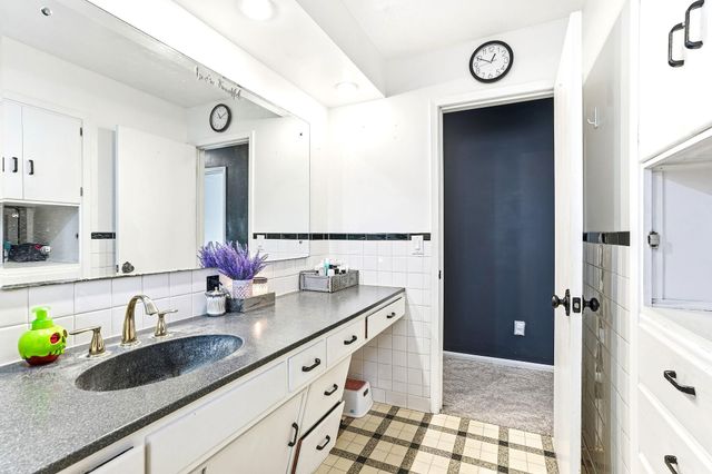 303 3rd Avenue SW, Medford, MN 55049