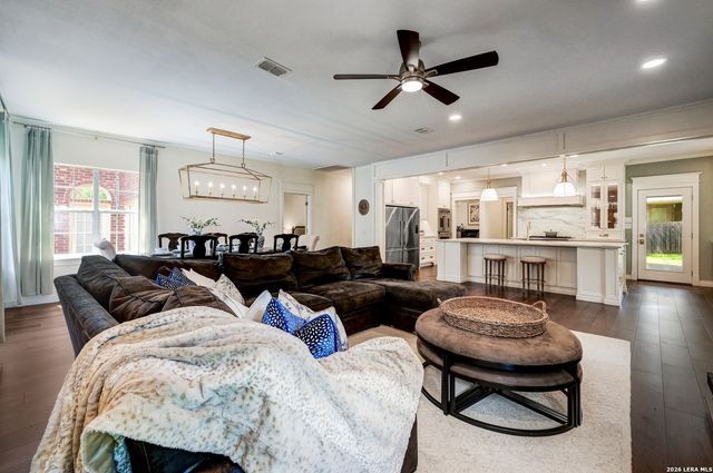 15722 Dawn Crest, San Antonio, TX 78248