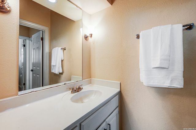 15722 Dawn Crest, San Antonio, TX 78248