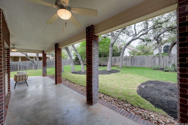 15722 Dawn Crest, San Antonio, TX 78248