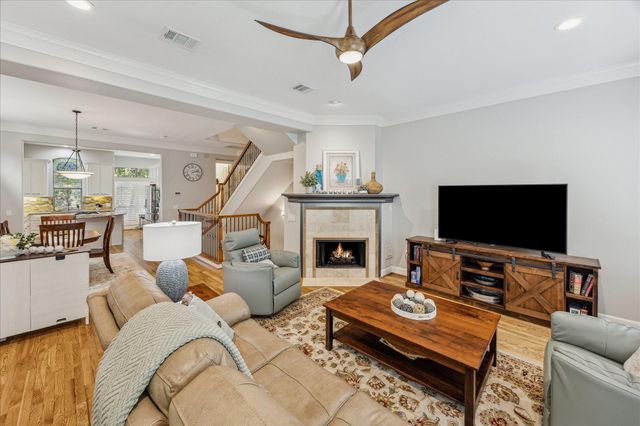 544 Bomar Street, Houston, TX 77006