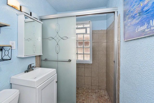 3843 5th PLACE, Milwaukee, WI 53207