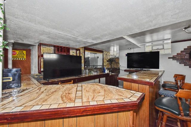 3843 5th PLACE, Milwaukee, WI 53207