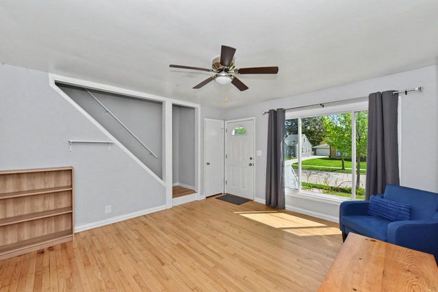 3843 5th PLACE, Milwaukee, WI 53207