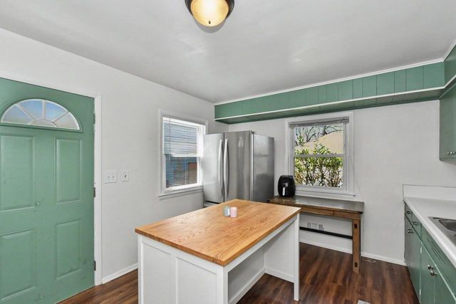 3843 5th PLACE, Milwaukee, WI 53207