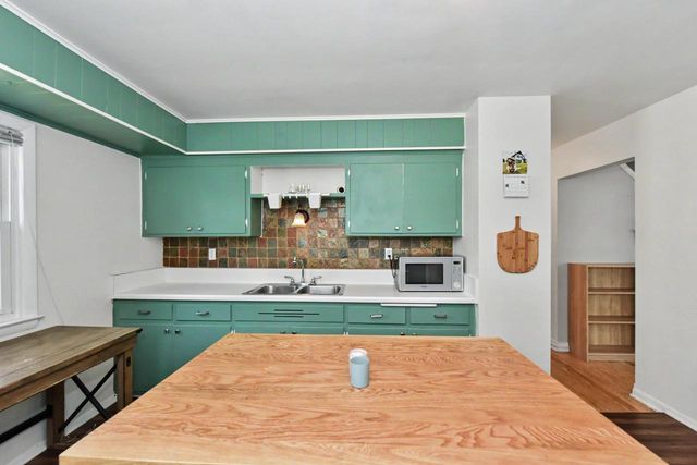 3843 5th PLACE, Milwaukee, WI 53207