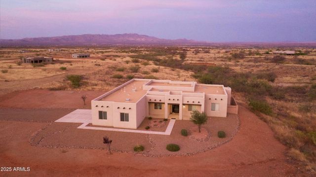 8867 S WELSH Place, Hereford, AZ 85615