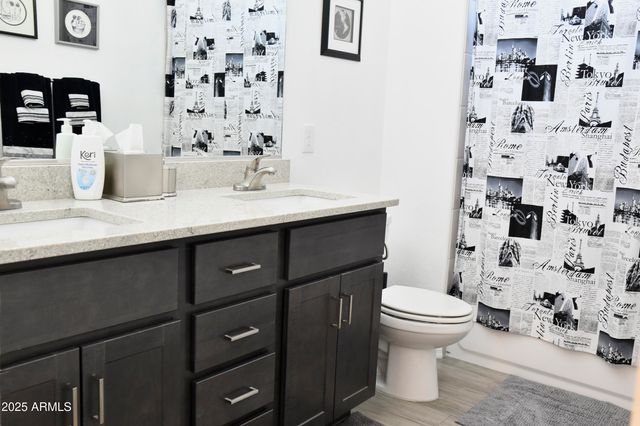 8867 S WELSH Place, Hereford, AZ 85615