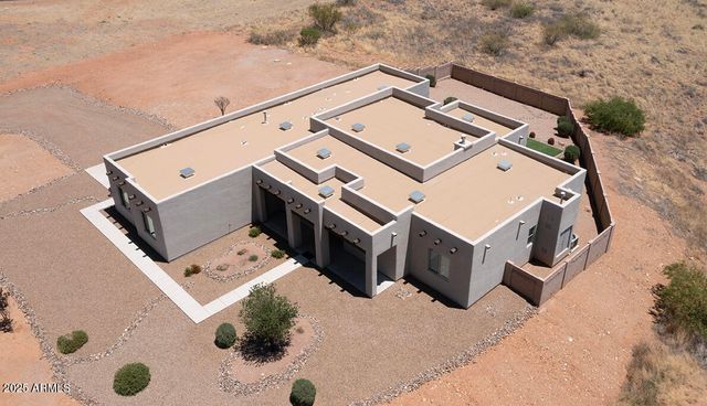 8867 S WELSH Place, Hereford, AZ 85615