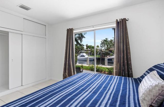 3860 NE 23rd Avenue, Lighthouse Point, FL 33064