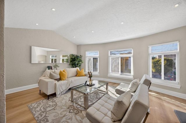 1758 27th Avenue, San Francisco, CA 94122