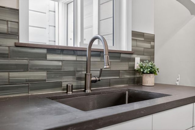 1758 27th Avenue, San Francisco, CA 94122