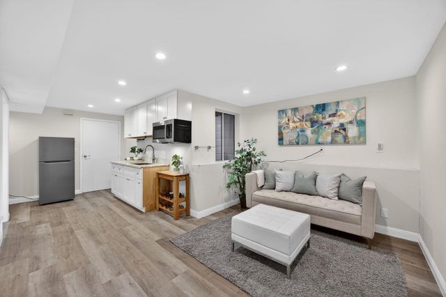 1758 27th Avenue, San Francisco, CA 94122