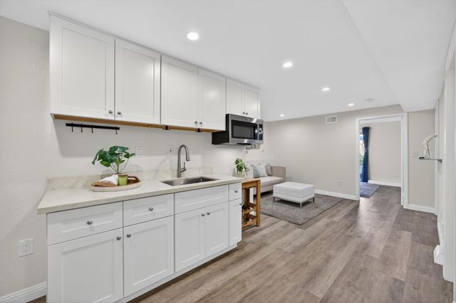 1758 27th Avenue, San Francisco, CA 94122