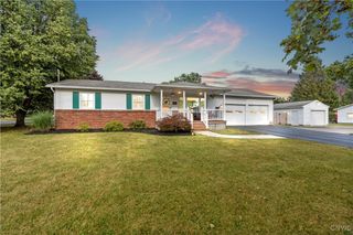 100 Grove Ave Extension, Auburn, NY 13021