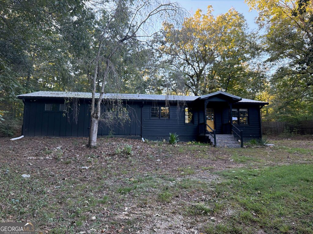 3175 Wallace Lake Road, Douglasville, GA 30135