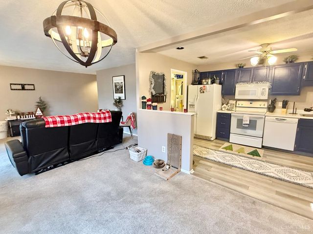 5442 Bluesky Drive, Green Twp, OH 45247