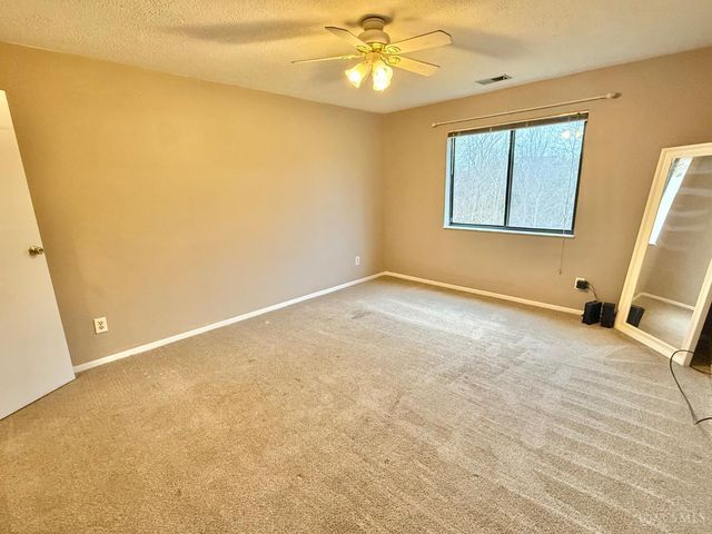 5442 Bluesky Drive, Green Twp, OH 45247