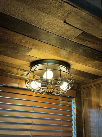 510 Cain St, Quanah, TX 79252