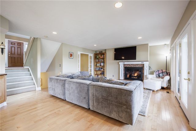 10 Mountain Ash Trail, Webster, NY 14580
