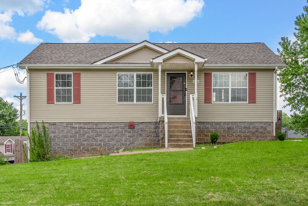 1493 McClardy Road, Clarksville, TN 37042