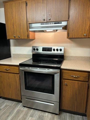 2302 Sunrise Boulevard 104, Fort Pierce, FL 34982