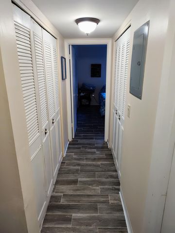2302 Sunrise Boulevard 104, Fort Pierce, FL 34982