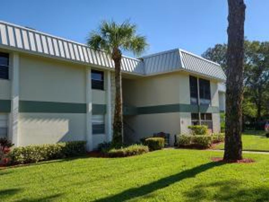 2302 Sunrise Boulevard 104, Fort Pierce, FL 34982