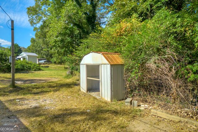 361 Price Street, Statham, GA 30666