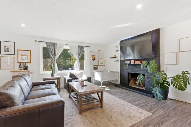 5107 S Madelia St, Spokane, WA 99223