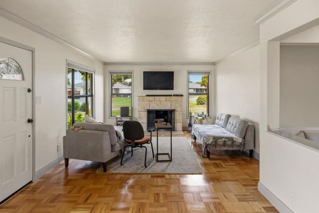 264 Maryal Drive, Salinas, CA 93906