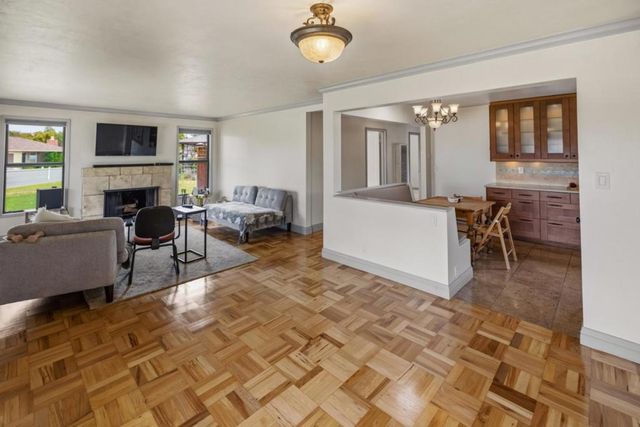 264 Maryal Drive, Salinas, CA 93906