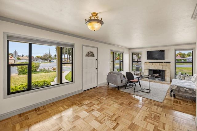 264 Maryal Drive, Salinas, CA 93906