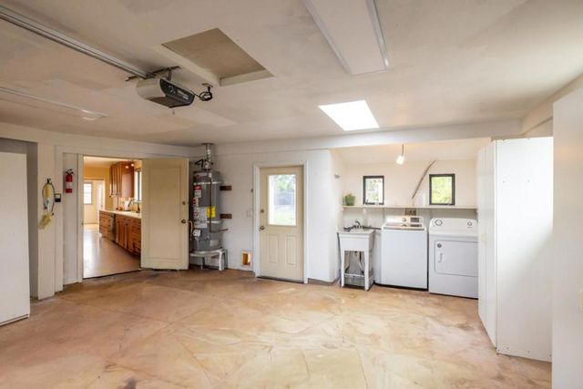 264 Maryal Drive, Salinas, CA 93906