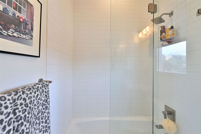 211 Callecita Place A, Santa Fe, NM 87501