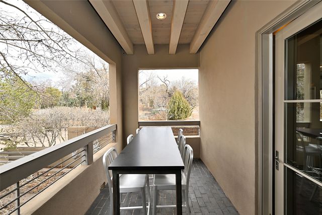 211 Callecita Place A, Santa Fe, NM 87501