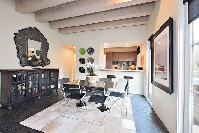 211 Callecita Place A, Santa Fe, NM 87501