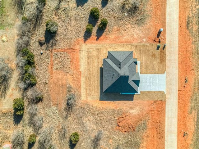 1852 Cattle Drive, Guthrie, OK 73044