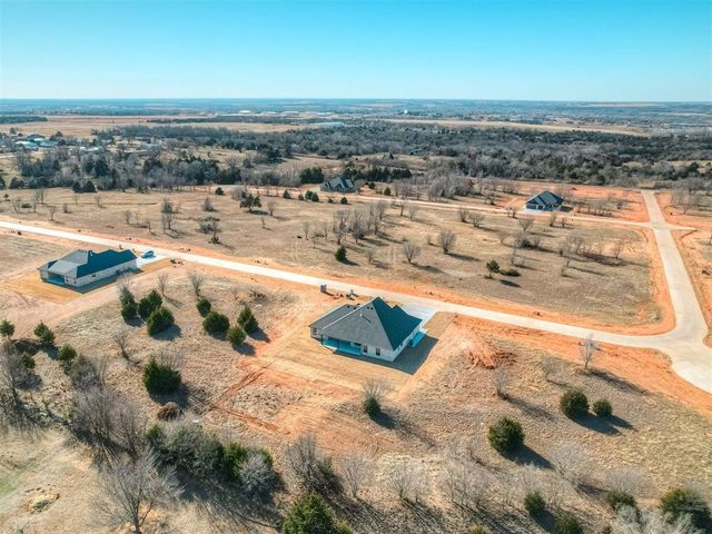 1852 Cattle Drive, Guthrie, OK 73044
