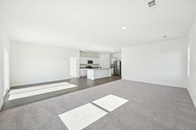 31018 Gayle Prairie Oak Street, Waller, TX 77484