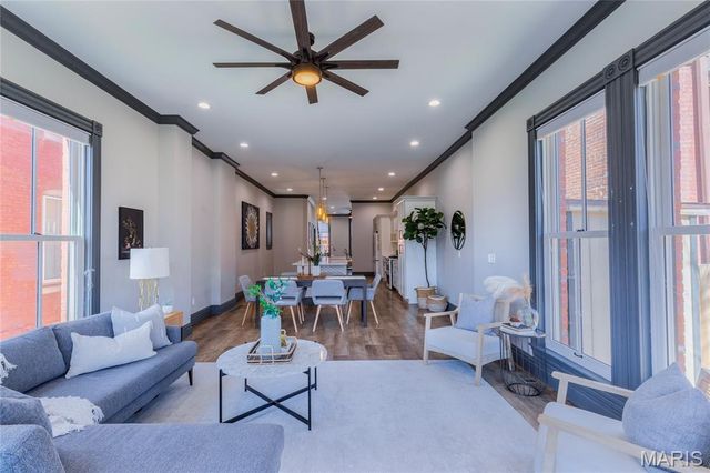 2348 Hickory Street, St Louis, MO 63104