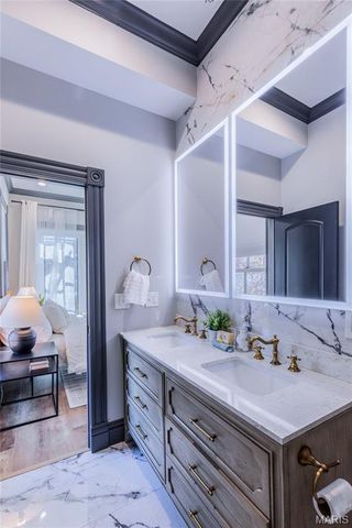 2348 Hickory Street, St Louis, MO 63104