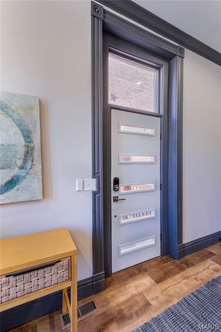 2348 Hickory Street, St Louis, MO 63104