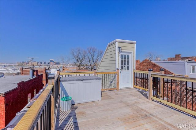 2348 Hickory Street, St Louis, MO 63104