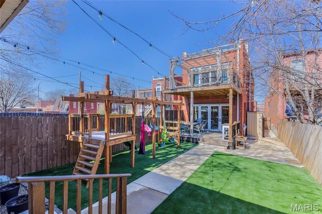 2348 Hickory Street, St Louis, MO 63104