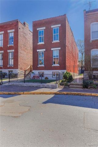 2348 Hickory Street, St Louis, MO 63104