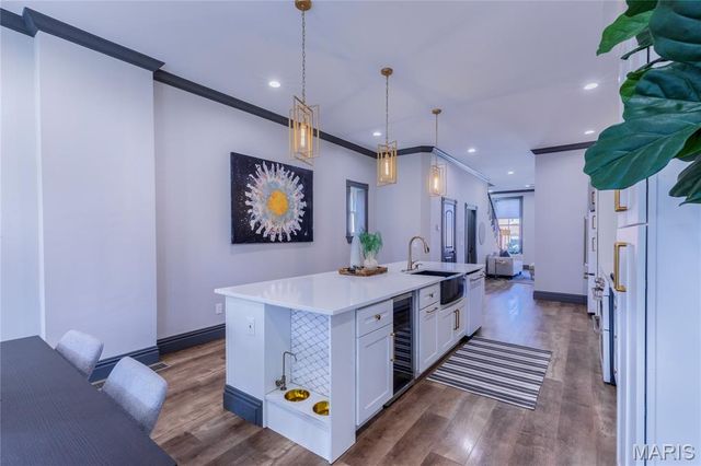 2348 Hickory Street, St Louis, MO 63104