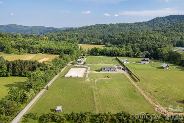 261 & 277 Bent River Farm Road, Pisgah Forest, NC 28768
