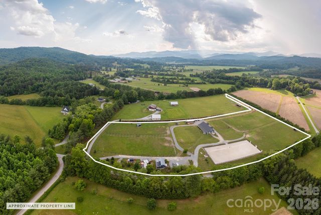 261 & 277 Bent River Farm Road, Pisgah Forest, NC 28768